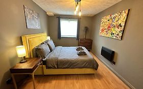 No50 - 2-Bed Boutique Apartment - Hosted By Hutch Lifestyle